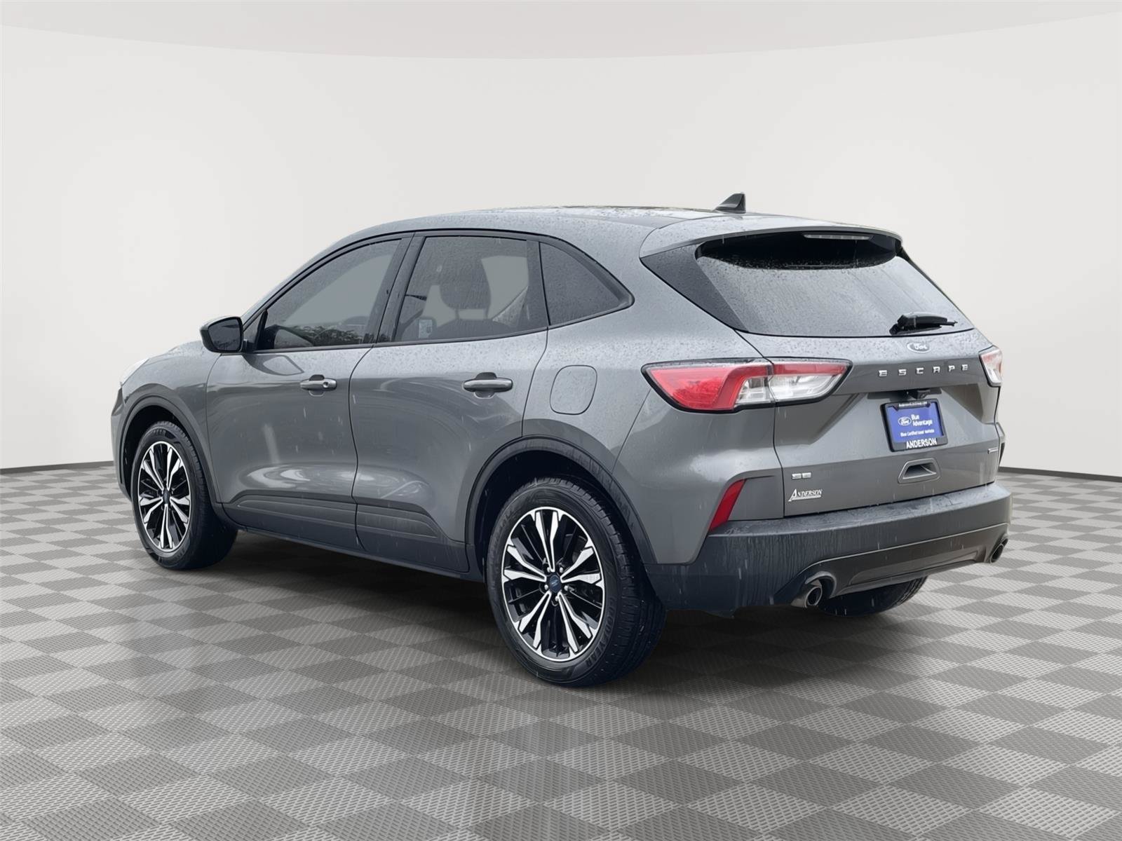 Certified 2022 Ford Escape SE w/ SE Sport Appearance Package AWD/4WD image 9