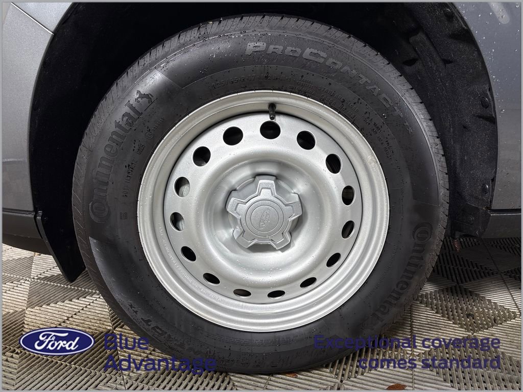 Certified 2025 Ford Maverick XL w/ Equipment Group 102A image 15