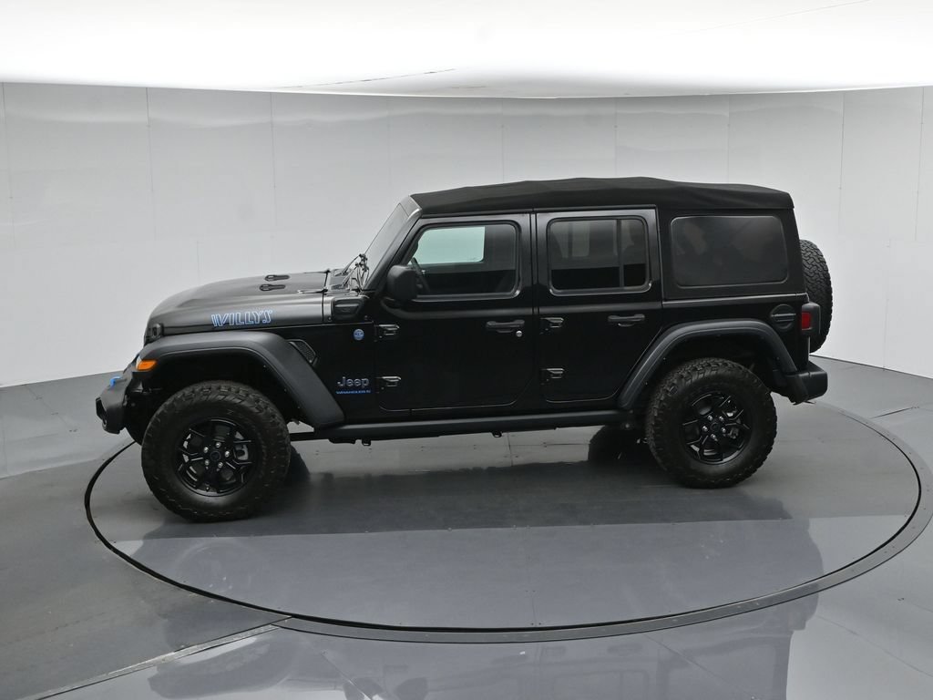 Used 2024 Jeep Wrangler Unlimited AWD/4WD image 45