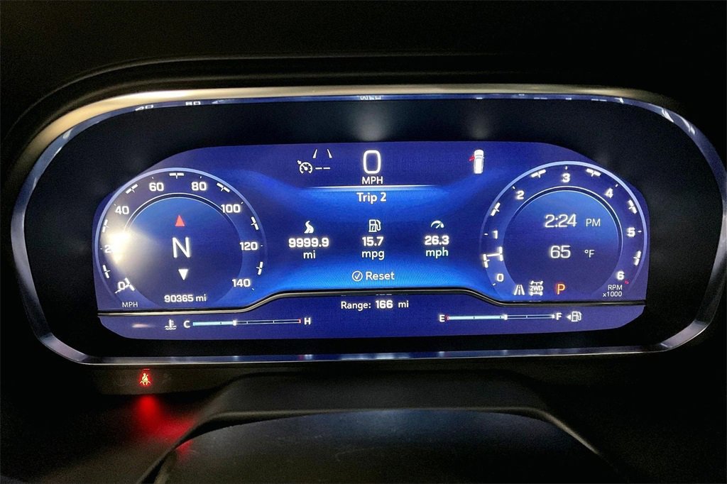 Used 2023 Chevrolet Suburban Premier image 19