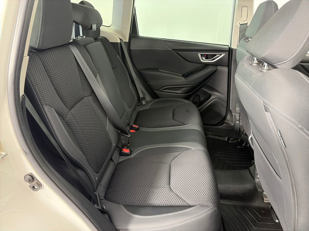 Used 2023 Subaru Forester Premium AWD/4WD image 28