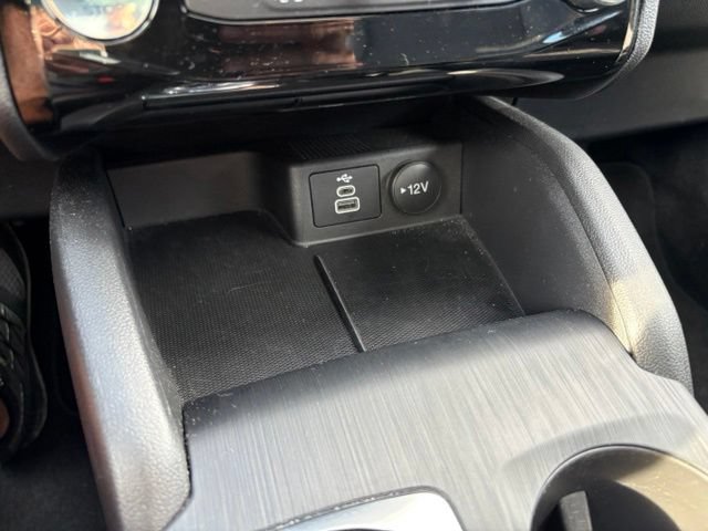 Certified 2025 Ford Escape ST-Line Select w/ Tech Pack #1 AWD/4WD image 29