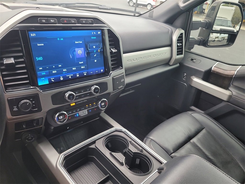 Certified 2022 Ford F250 Lariat w/ Lariat Ultimate Package image 19
