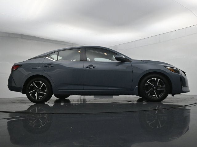 Used 2025 Nissan Sentra SV FWD image 42