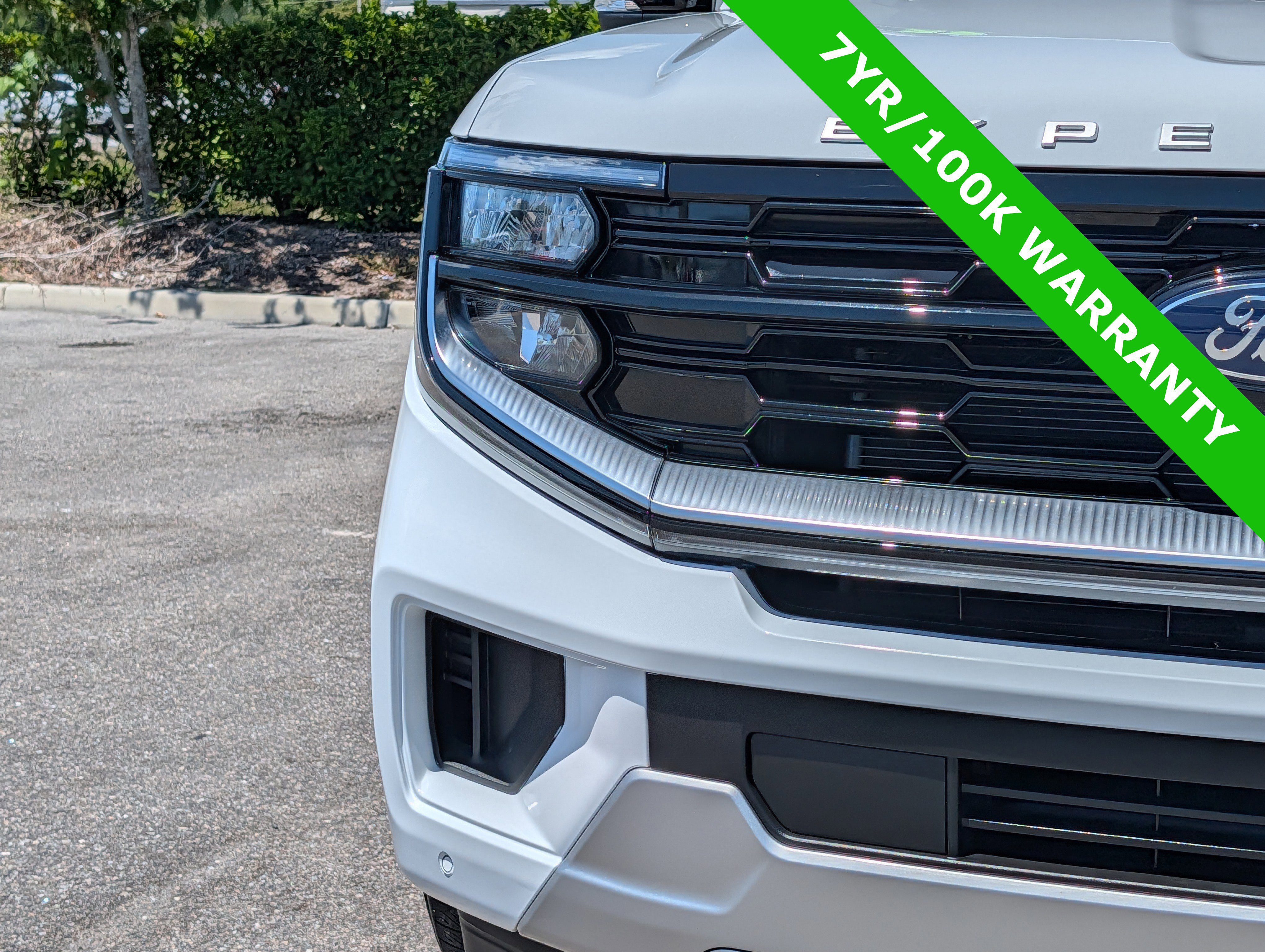 Certified 2025 Ford Expedition Platinum AWD/4WD image 11