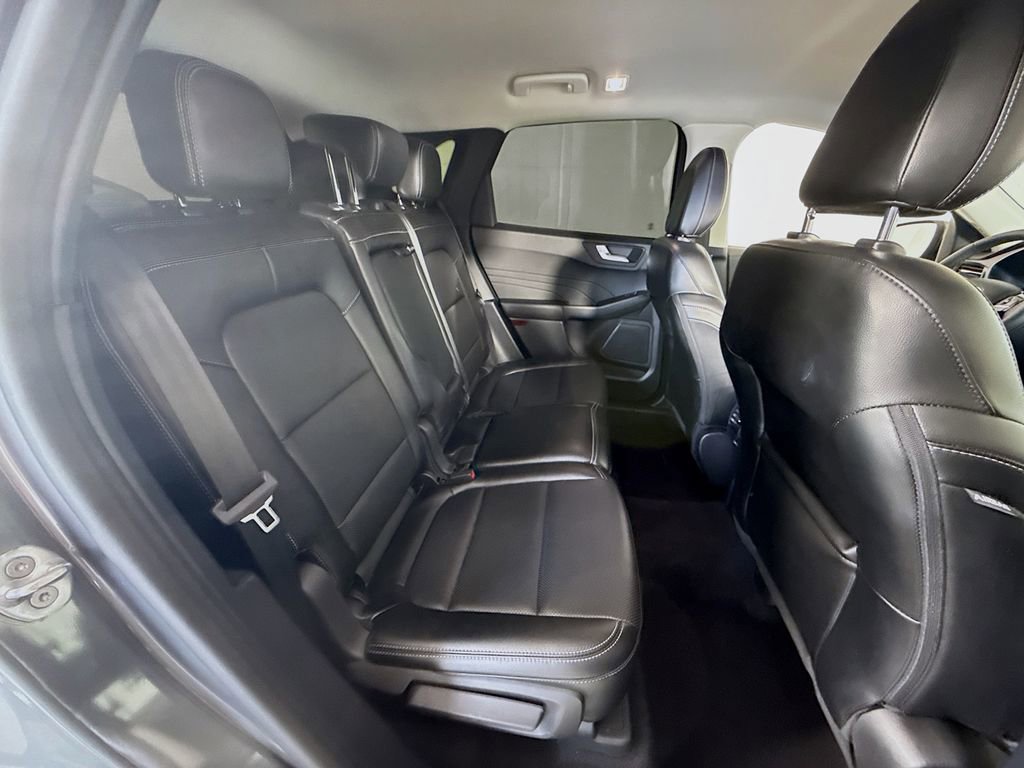 Certified 2022 Ford Escape SEL FWD image 27