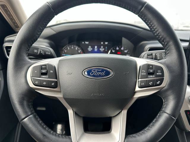 Certified 2022 Ford Explorer XLT w/ Equipment Group 202A image 23