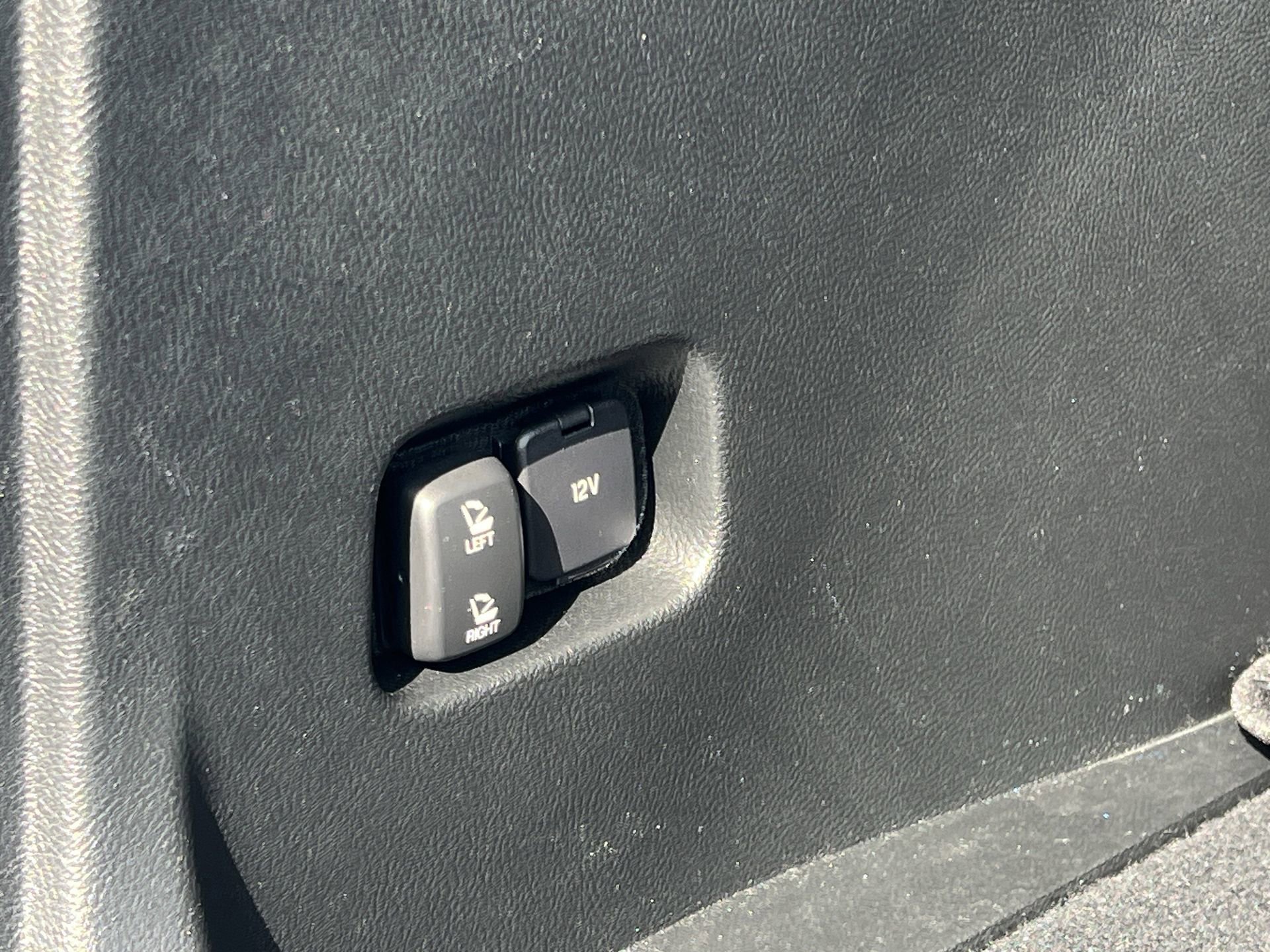 Certified 2022 Ford Edge SEL w/ Sport Appearance Package image 30