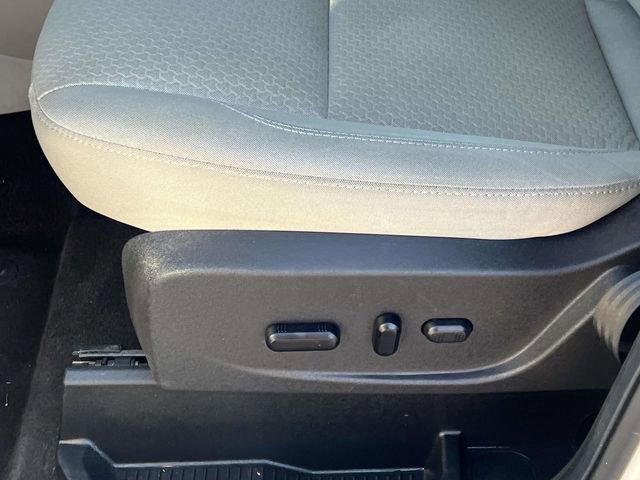 Certified 2019 Ford Escape SE FWD image 18