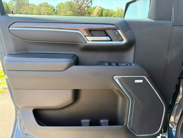 Used 2022 Chevrolet Silverado 1500 LT Trail Boss w/ LT Trail Boss Premium Package AWD/4WD image 21