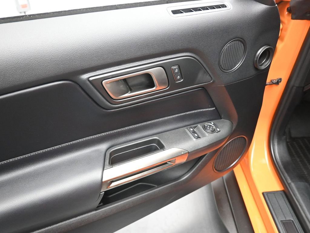 Certified 2021 Ford Mustang Shelby GT500 w/ Technology Package image 10