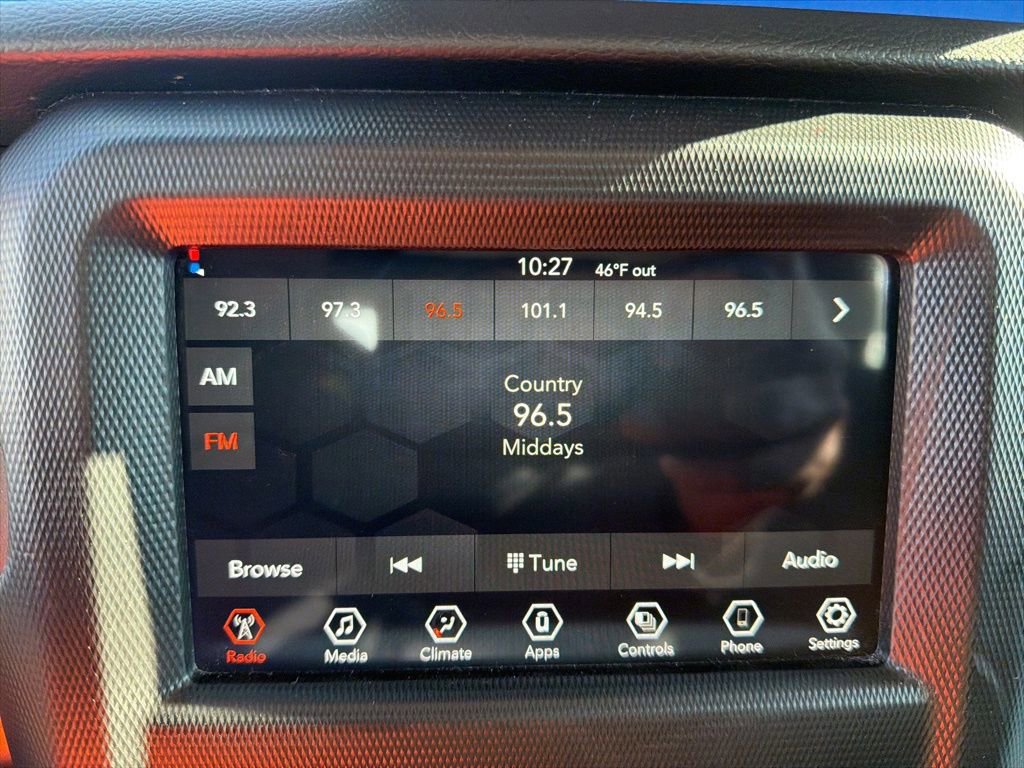 Used 2023 Jeep Gladiator Sport image 21