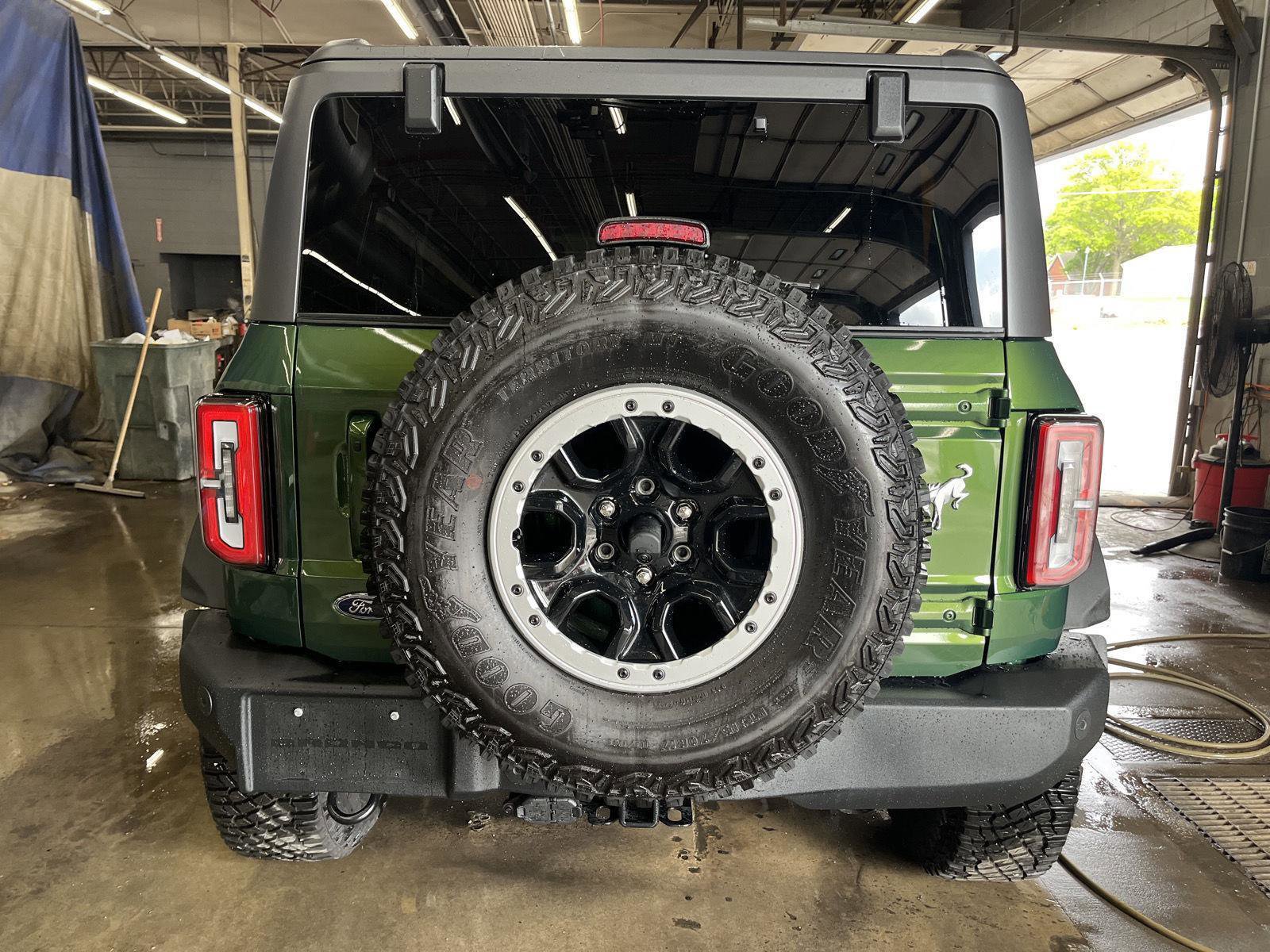Certified 2022 Ford Bronco Outer Banks w/ Sasquatch Package AWD/4WD image 6