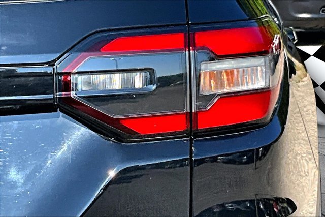 Used 2023 Honda Pilot TrailSport image 31