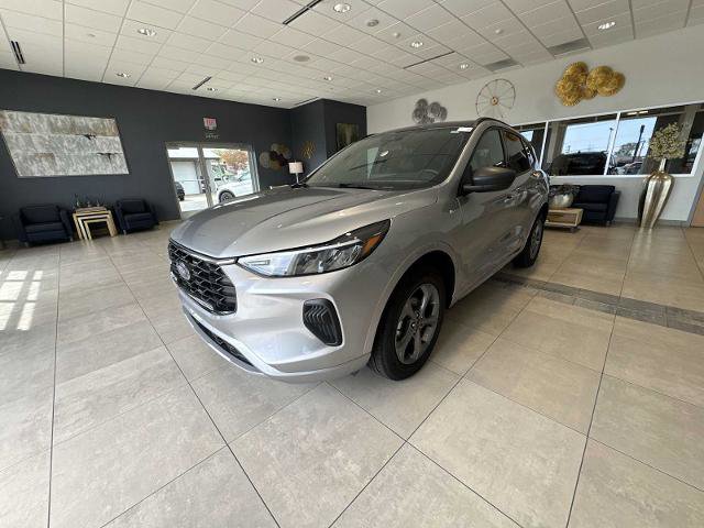 Certified 2024 Ford Escape ST-Line w/ Tech Pack #1 AWD/4WD image 7