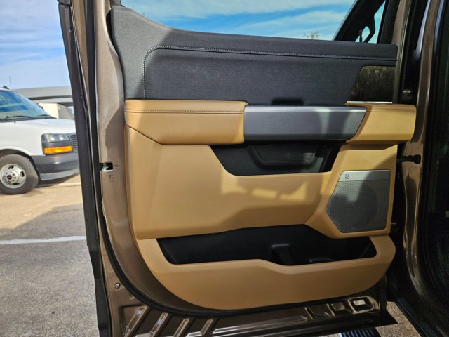 Certified 2023 Ford F250 Lariat w/ Lariat Ultimate Package image 22