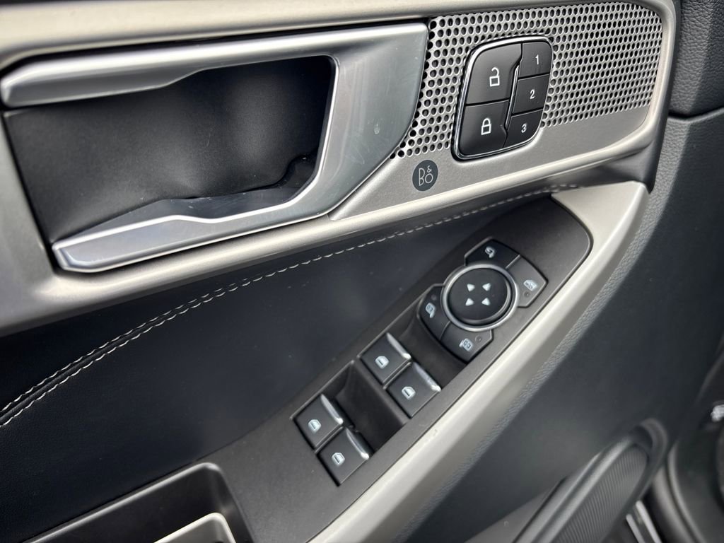 Certified 2023 Ford Explorer Limited w/ Equipment Group 301A image 13