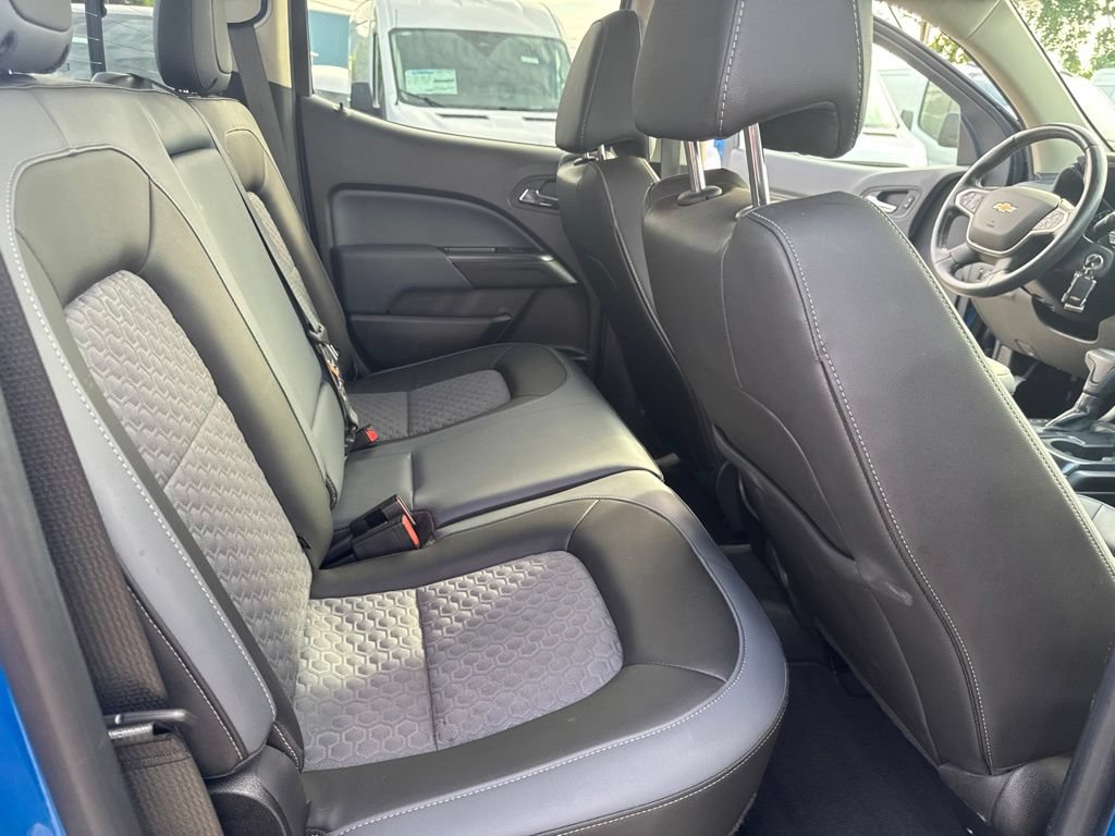 Used 2021 Chevrolet Colorado Z71 w/ Safety Package AWD/4WD image 37
