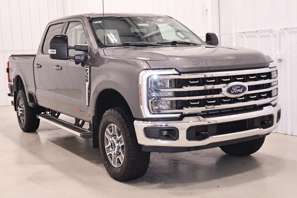 Certified 2024 Ford F350 Lariat w/ Snow Plow/Camper Package AWD/4WD image 4