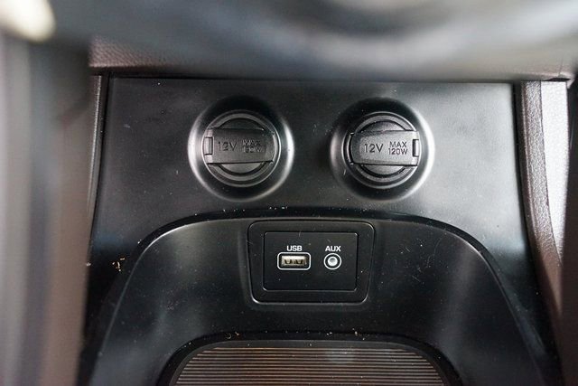 Used 2018 Hyundai Santa Fe Sport image 16