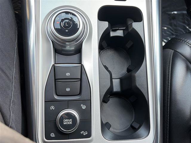 Certified 2023 Ford Explorer Platinum w/ Technology Package AWD/4WD image 30