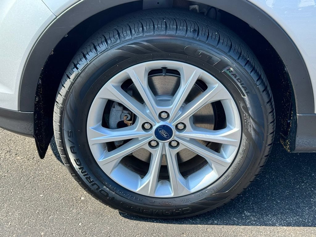 Certified 2019 Ford Escape SE AWD/4WD image 45