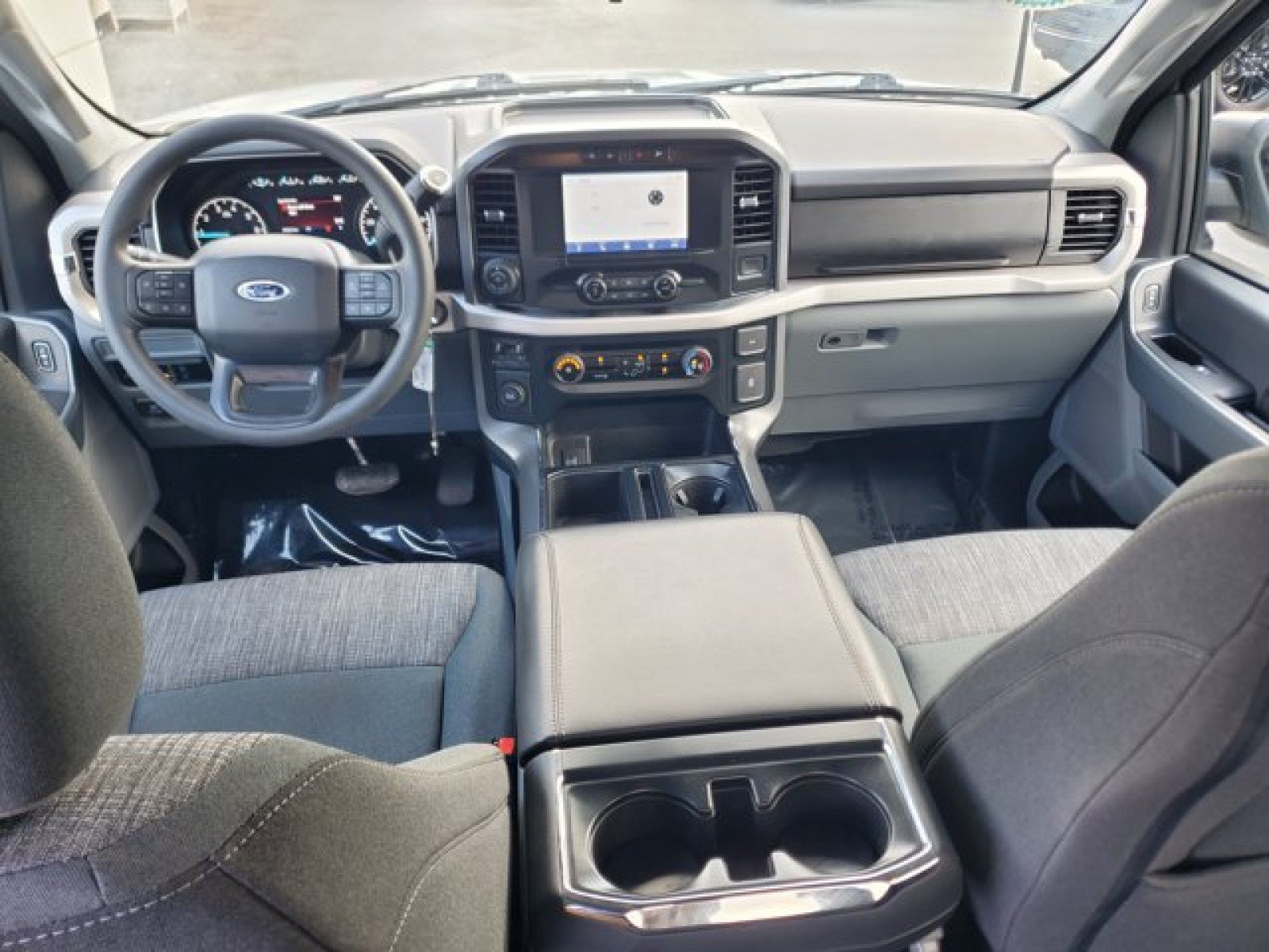 Certified 2023 Ford F150 XLT w/ Trailer Tow Package RWD image 25