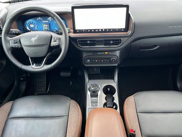 Certified 2025 Ford Bronco Sport Outer Banks w/ Outer Banks Tech Package+ AWD/4WD image 19