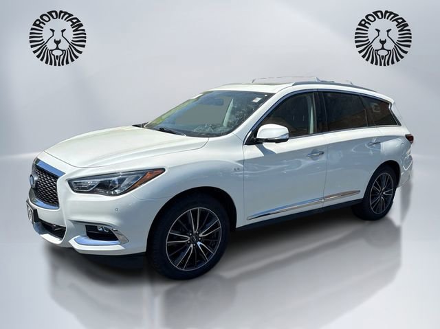 Used 2017 INFINITI QX60 Luxe w/ Deluxe Technology Package AWD/4WD image 1