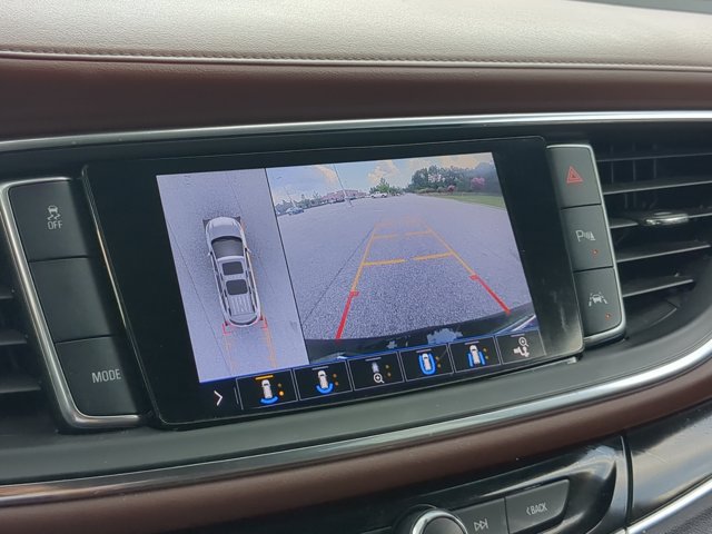 Used 2021 Buick Enclave Avenir w/ Avenir Technology Package FWD image 20