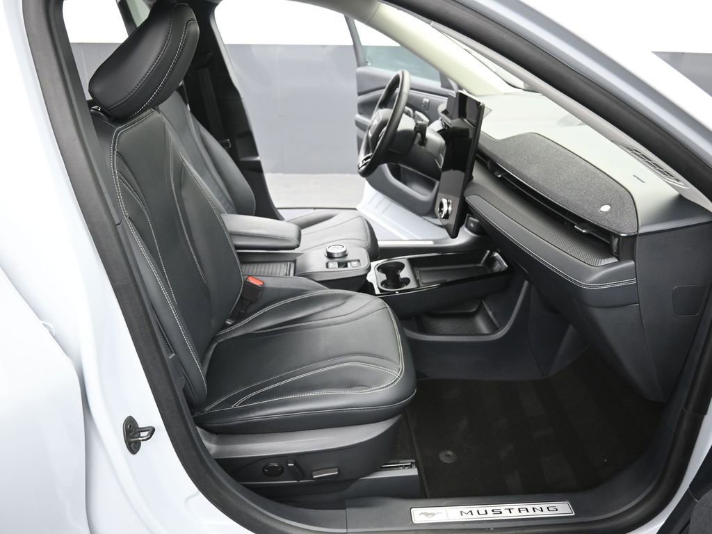 Certified 2023 Ford Mustang Mach-E Premium image 16