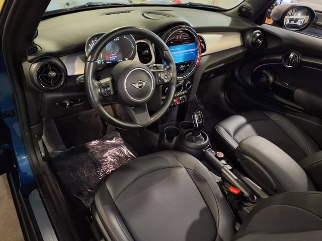 Used 2022 MINI Cooper Convertible w/ Premium Package FWD image 4