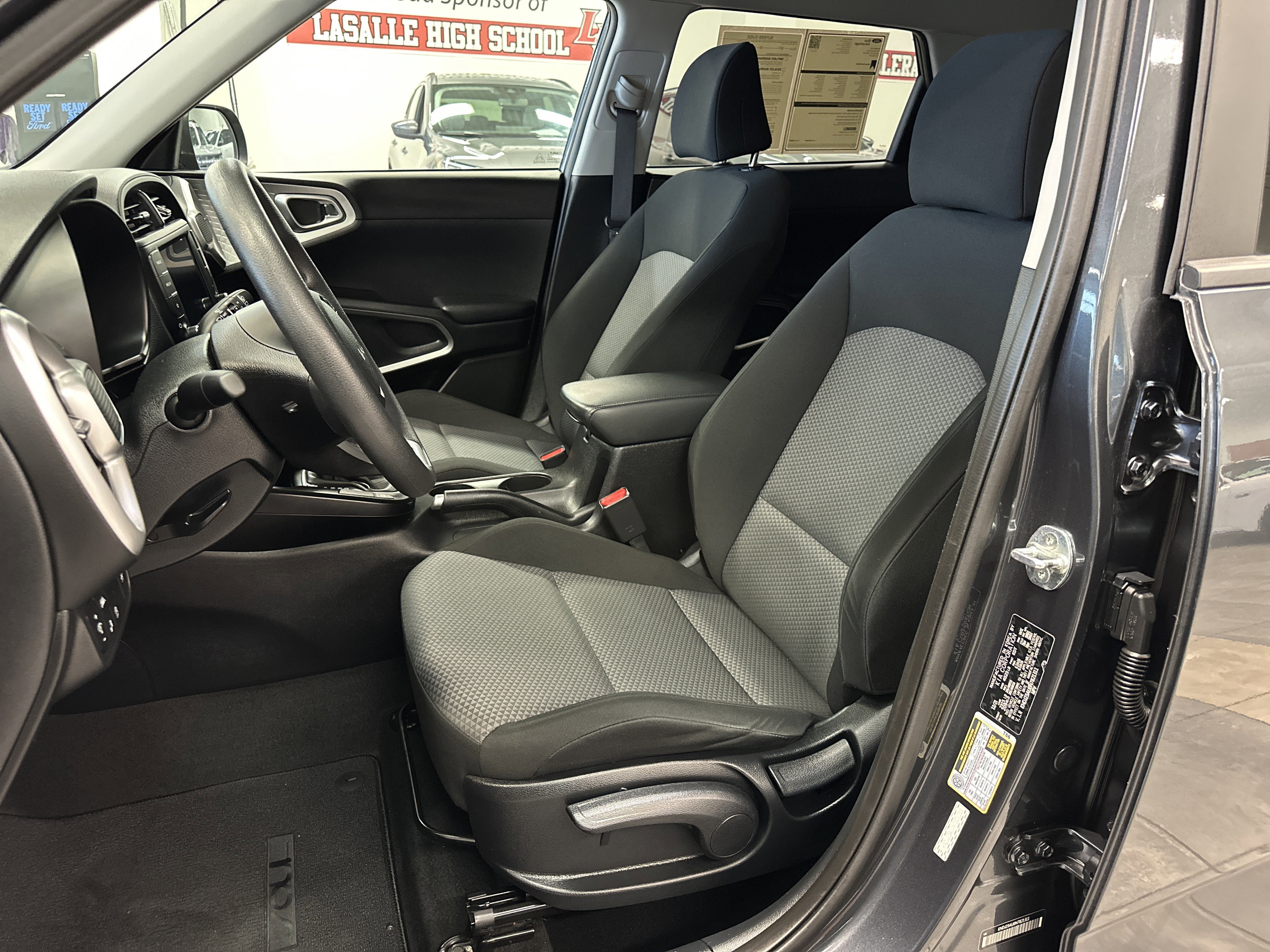 Used 2022 Kia Soul LX w/ Technology Package image 13