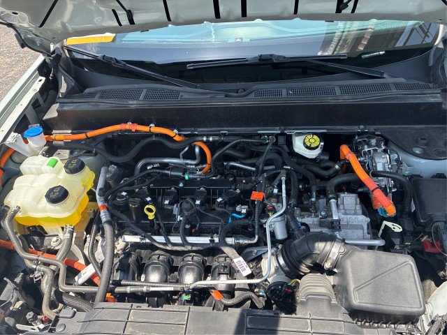 Certified 2022 Ford Maverick XLT FWD image 19