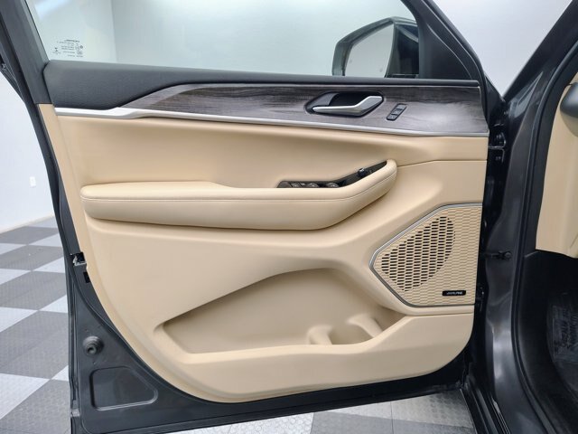 Used 2022 Jeep Grand Cherokee Limited AWD/4WD image 20
