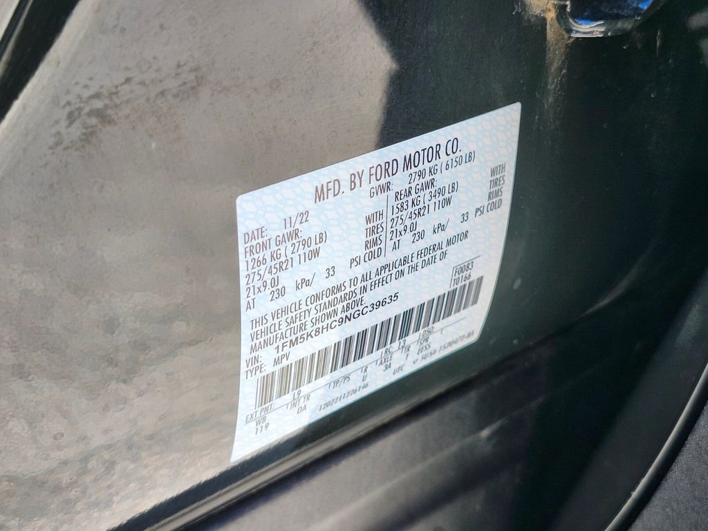 Certified 2022 Ford Explorer Platinum w/ Equipment Group 601A AWD/4WD image 38