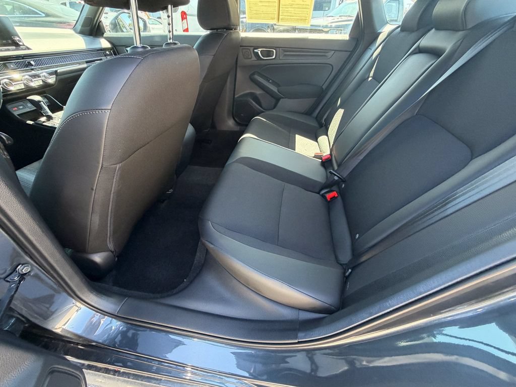 Used 2025 Honda Civic Sport image 18