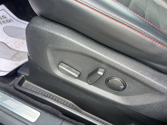 Certified 2023 Ford Edge ST-Line image 22