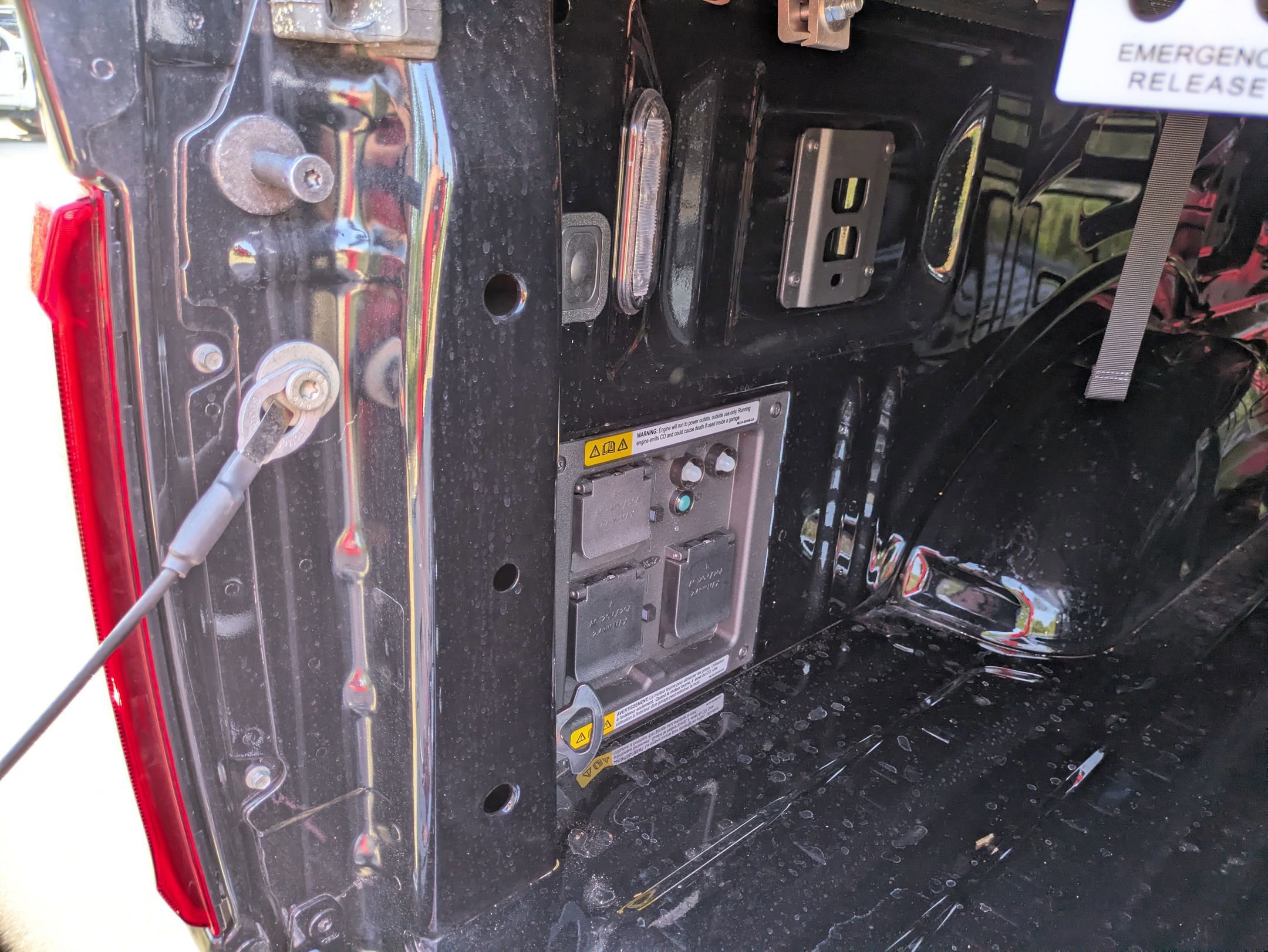 Certified 2025 Ford F150 Platinum w/ Equipment Group 702A High image 39