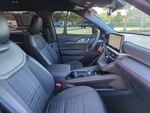 Certified 2025 Ford Explorer ST-Line w/ Premium Package image 26