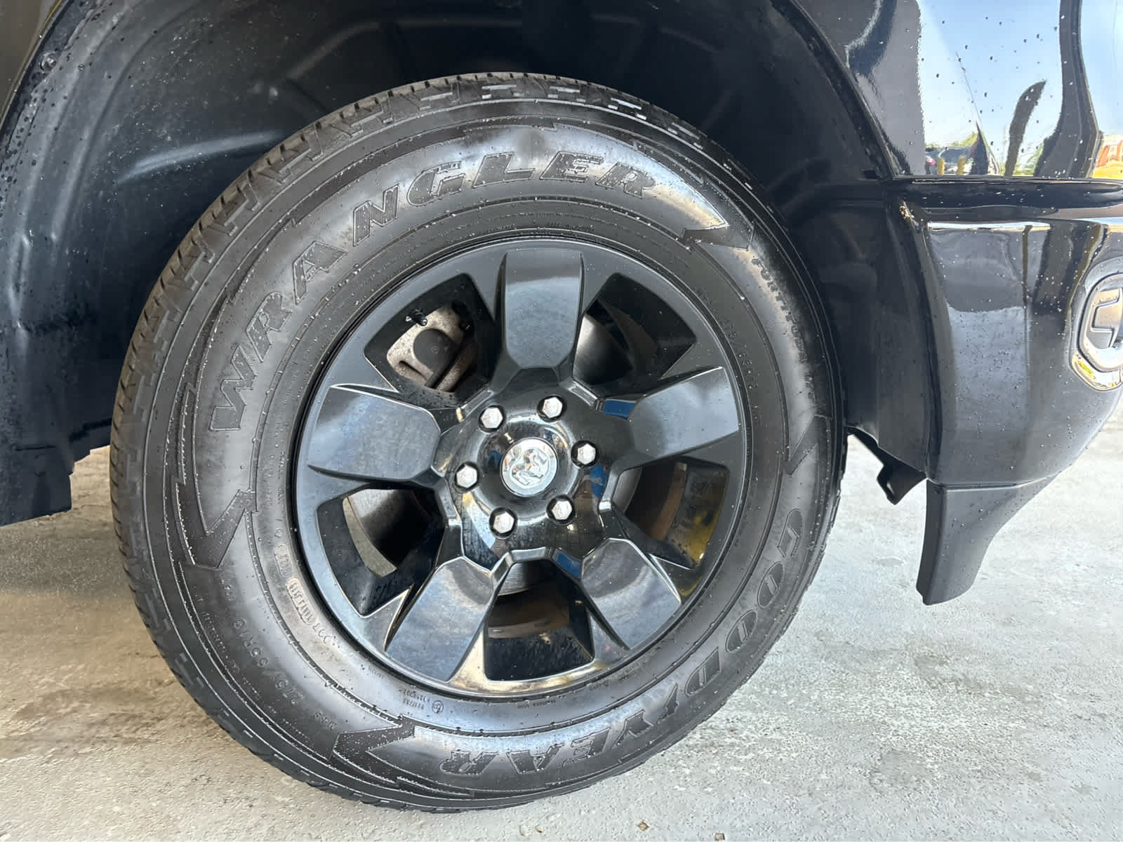 Used 2023 RAM 1500 Big Horn AWD/4WD image 44