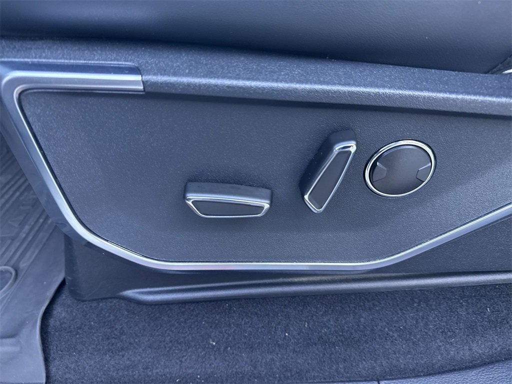 Certified 2023 Ford F150 Raptor image 9