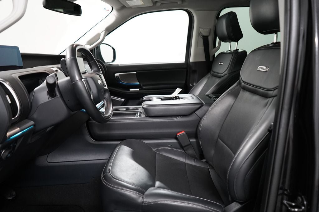 Certified 2025 Ford Expedition Max Platinum AWD/4WD image 14