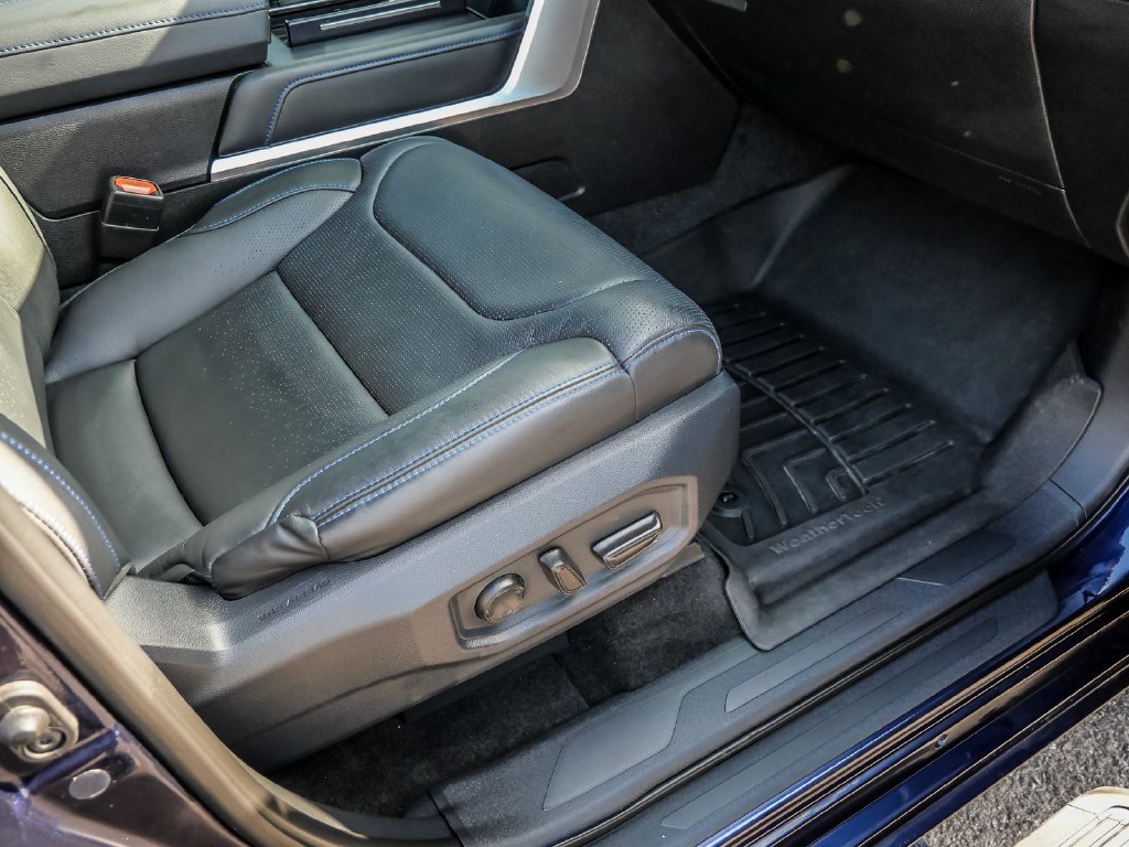 Used 2023 Toyota Tundra Platinum AWD/4WD image 16