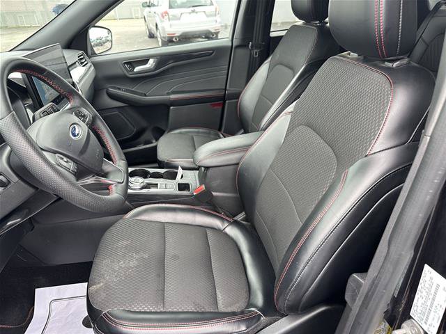 Certified 2023 Ford Escape ST-Line w/ Tech Pack #1 AWD/4WD image 18