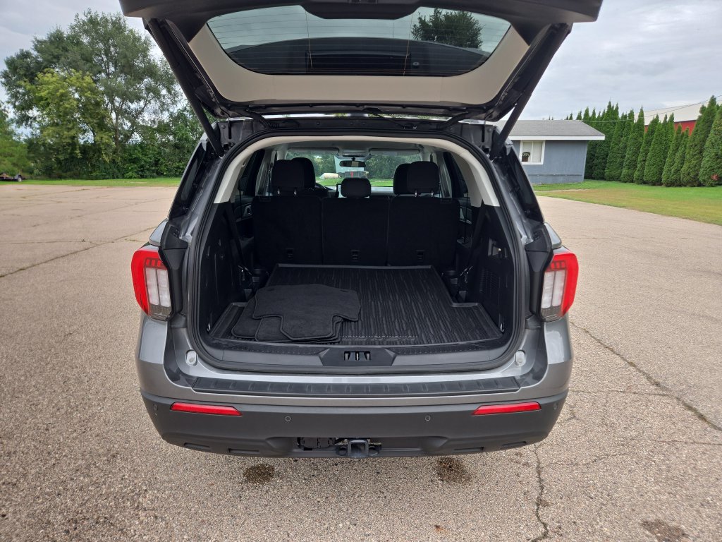 Certified 2025 Ford Explorer Active AWD/4WD image 16