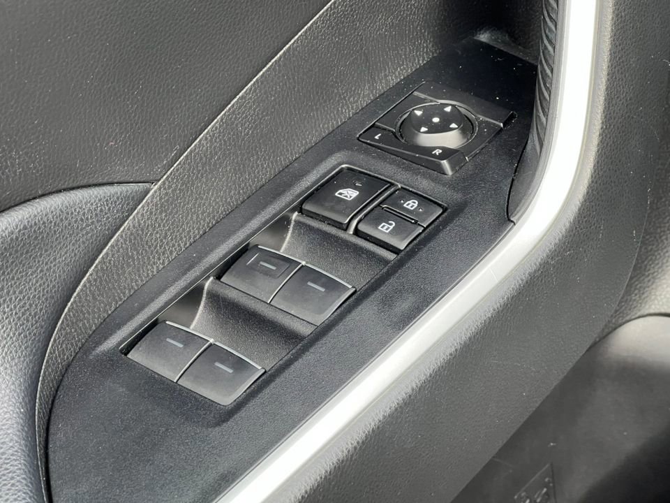 Used 2024 Toyota RAV4 XLE image 18