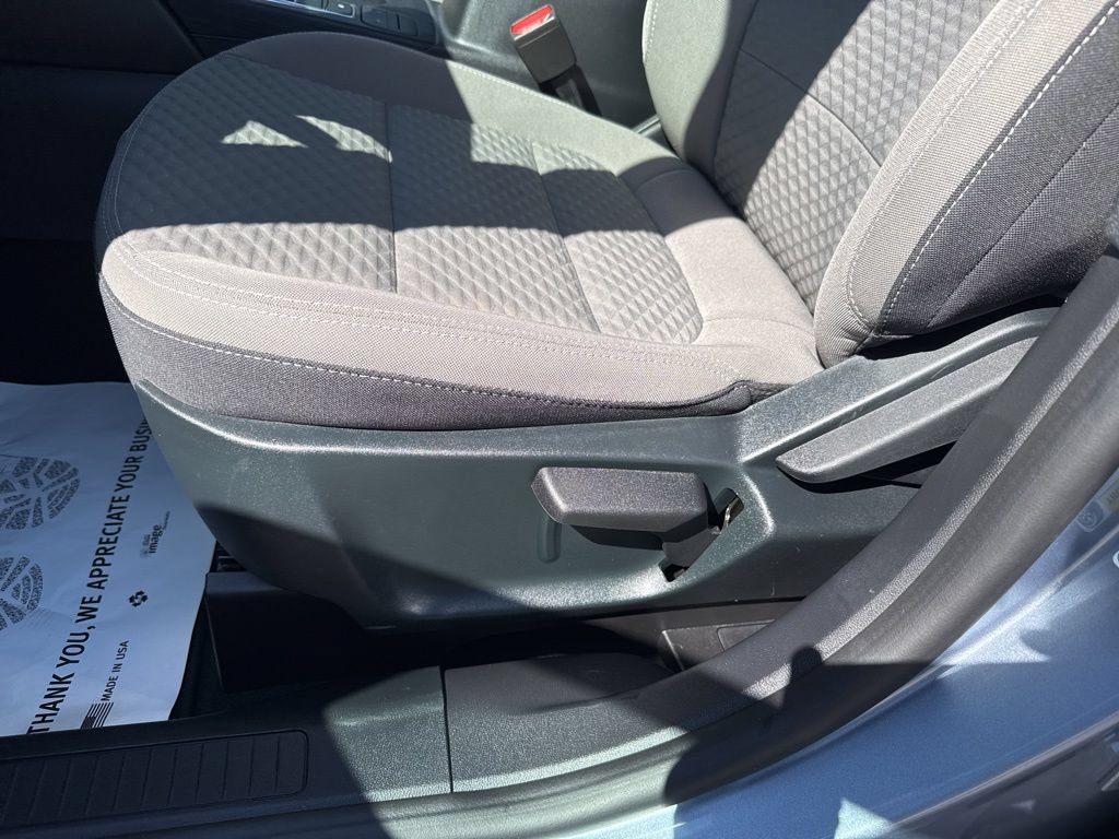 Certified 2022 Ford Escape SE w/ Cold Weather Package FWD image 7