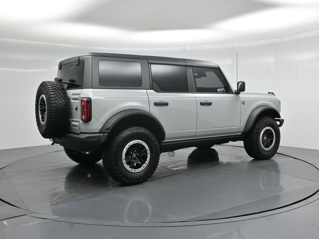 Certified 2024 Ford Bronco Badlands w/ Sasquatch Package image 28