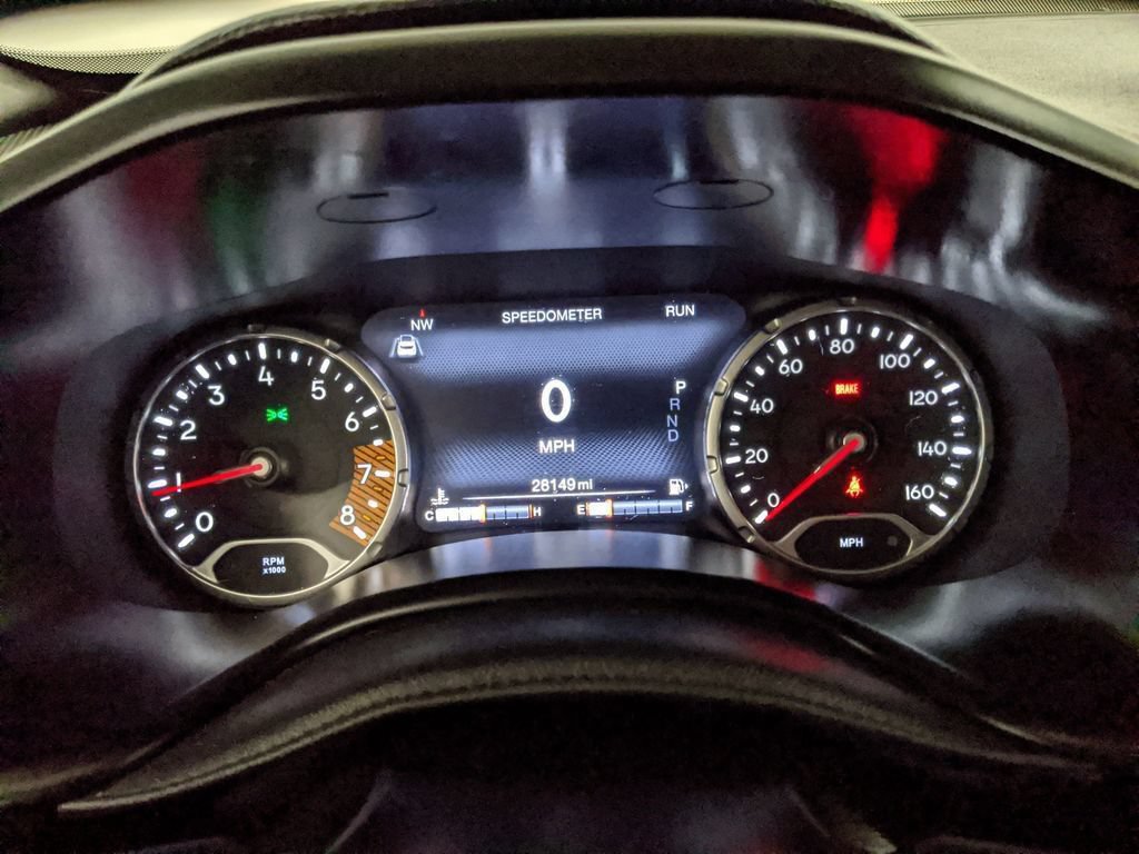 Used 2023 Jeep Renegade Latitude AWD/4WD image 14